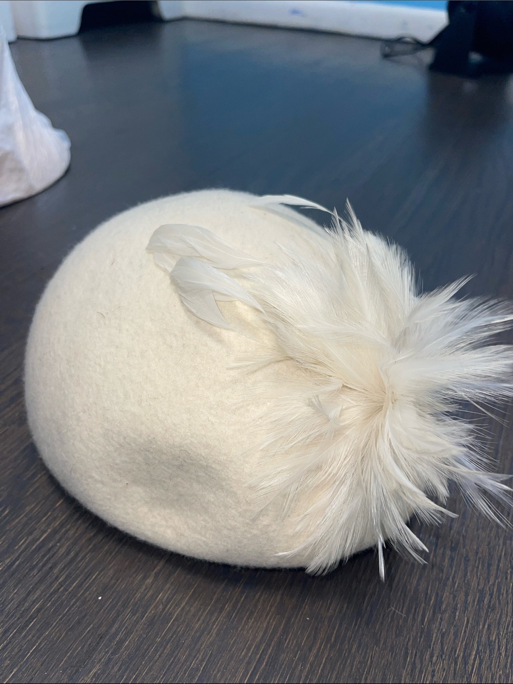 Womens Cream Feather Beret
